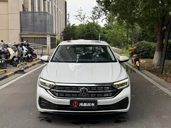 Volkswagen Sagitar 2024