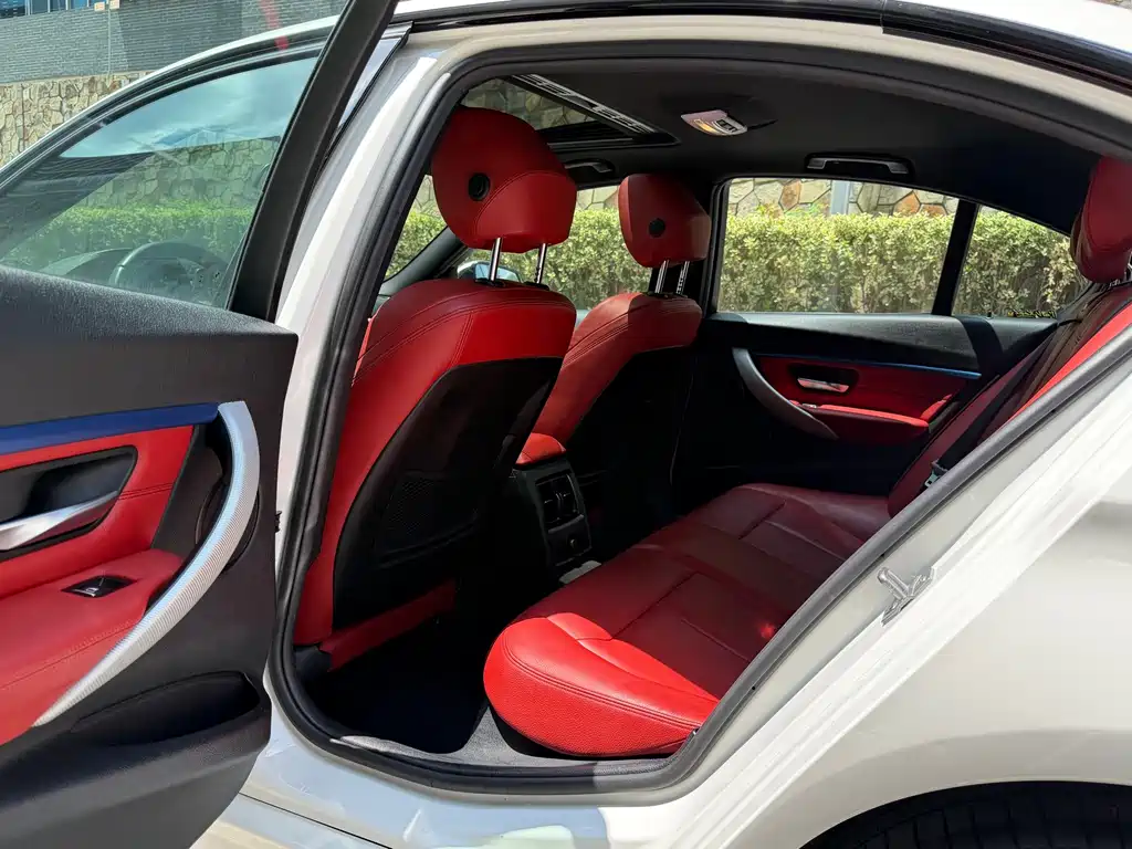 BMW 3 Series 2019