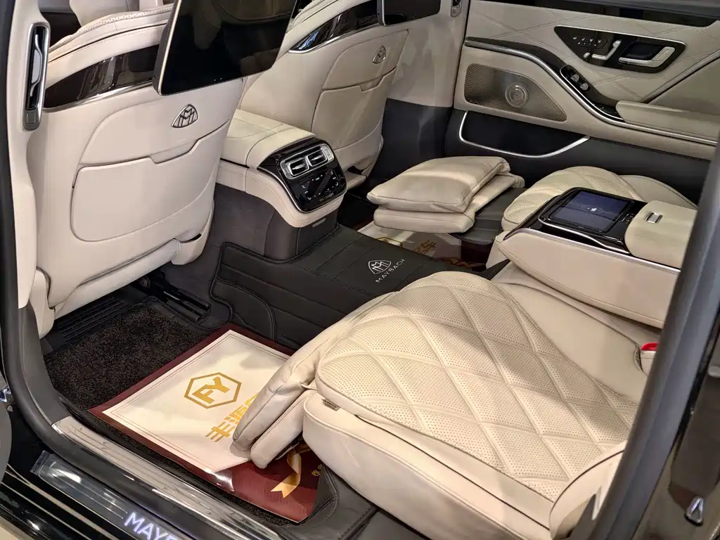 Mercedes-Benz Maybach S-Class 2023 — фото 11