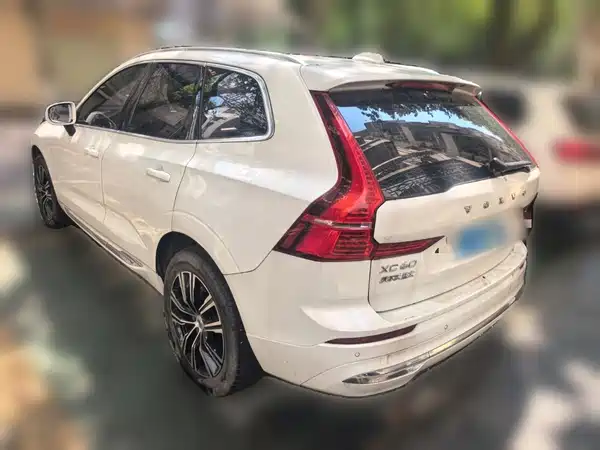 Volvo XC60 2022