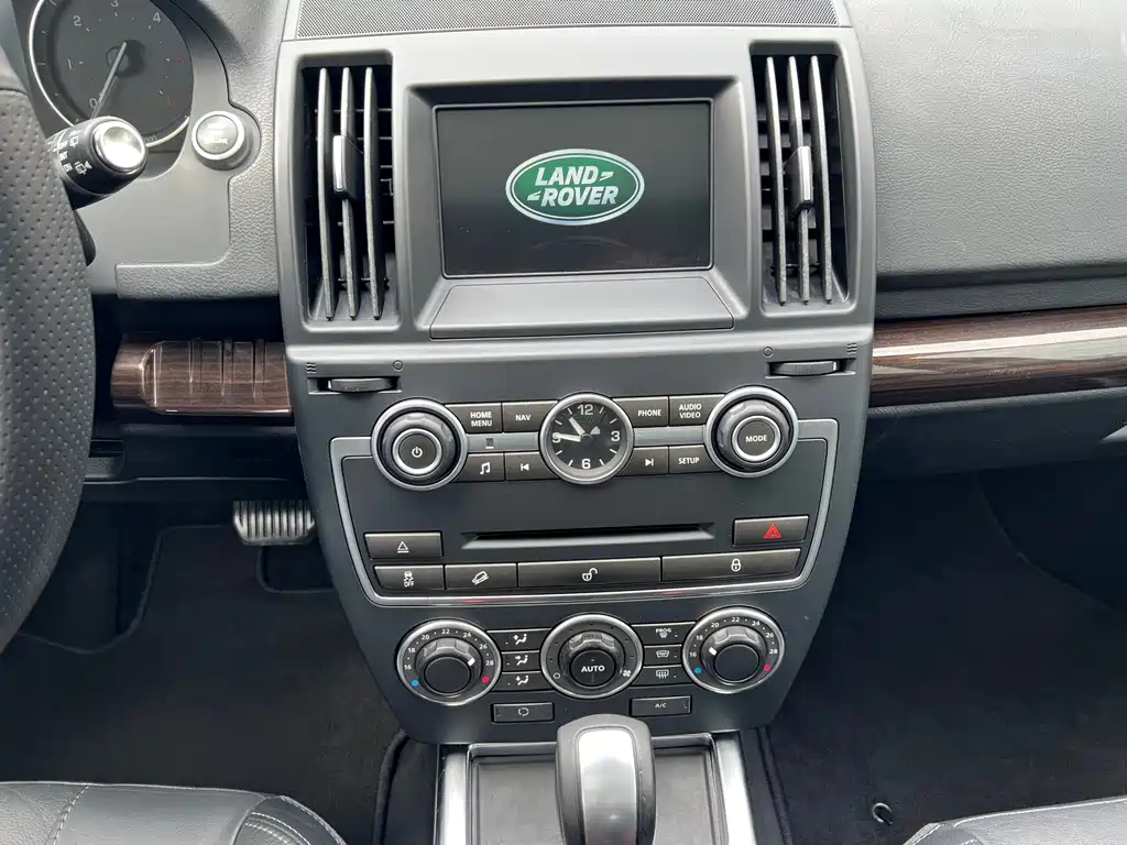 Land Rover Freelander 2 2014 — фото 15
