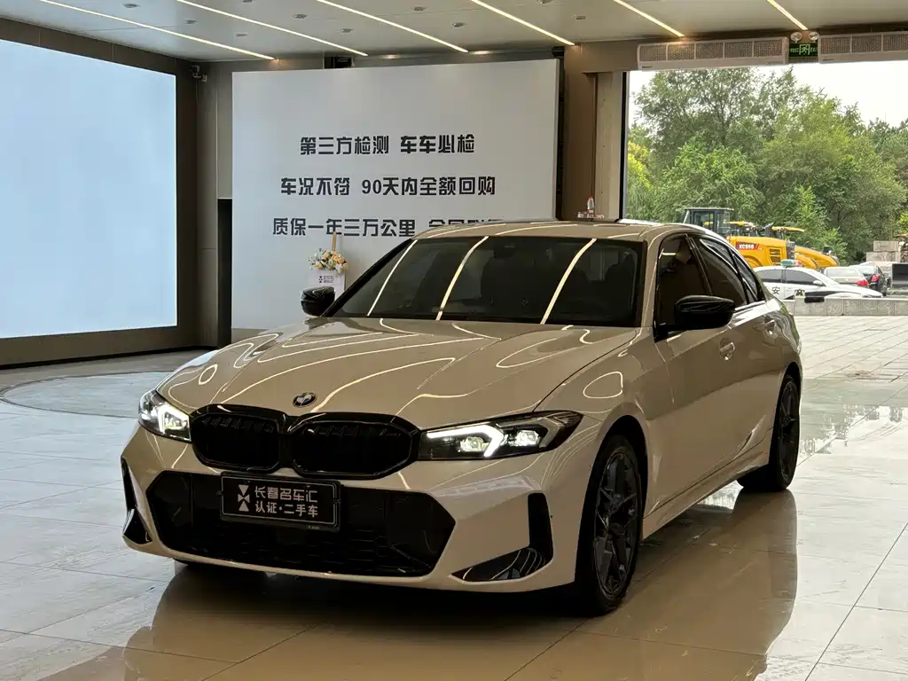BMW 3 Series 2025 — фото 1