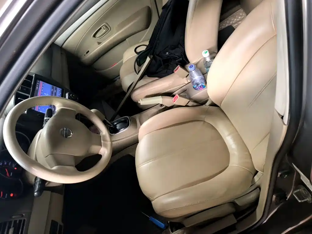 Nissan Sylphy 2018 — фото 15