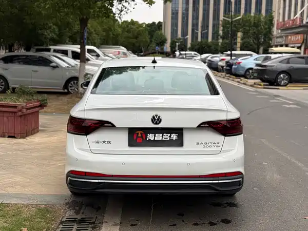 Volkswagen Sagitar 2024