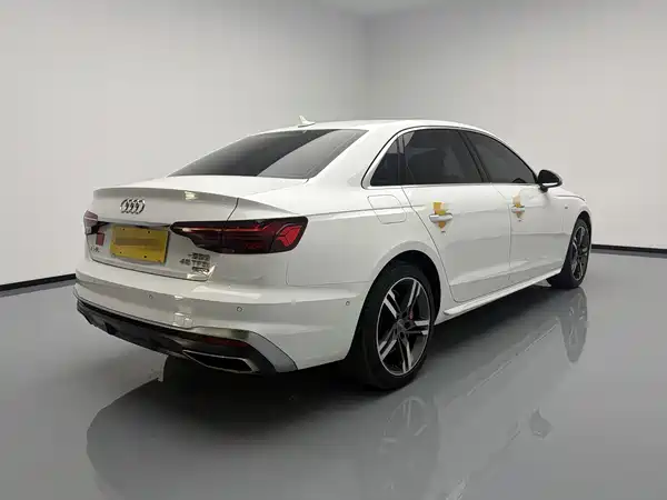 Audi A4L 2020