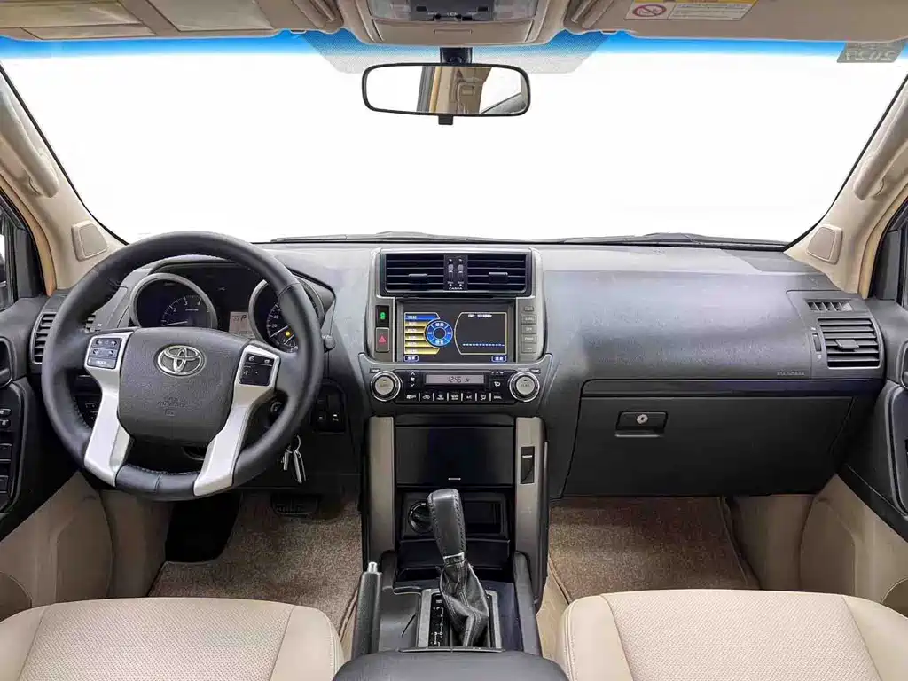 Toyota Prado 2013 — фото 15