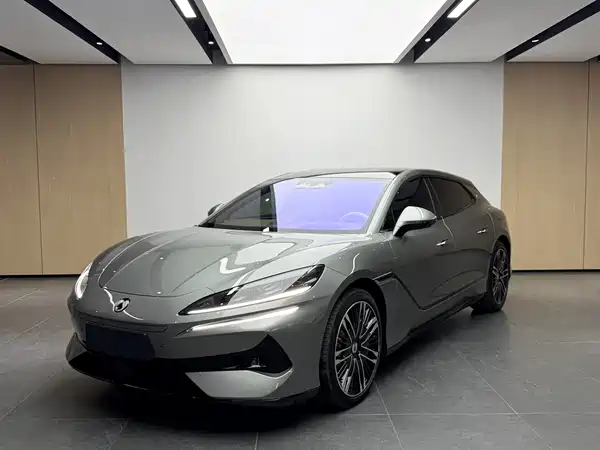 Denza Z9GT 2024