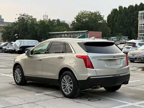 Cadillac XT5 2016