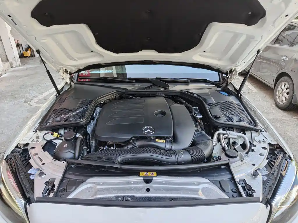 Mercedes-Benz C-Class 2020 — фото 20