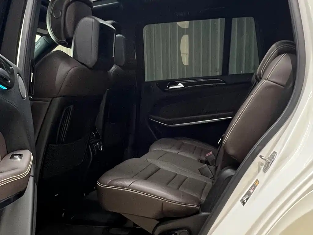 Mercedes-Benz GLS AMG 2019 — фото 11
