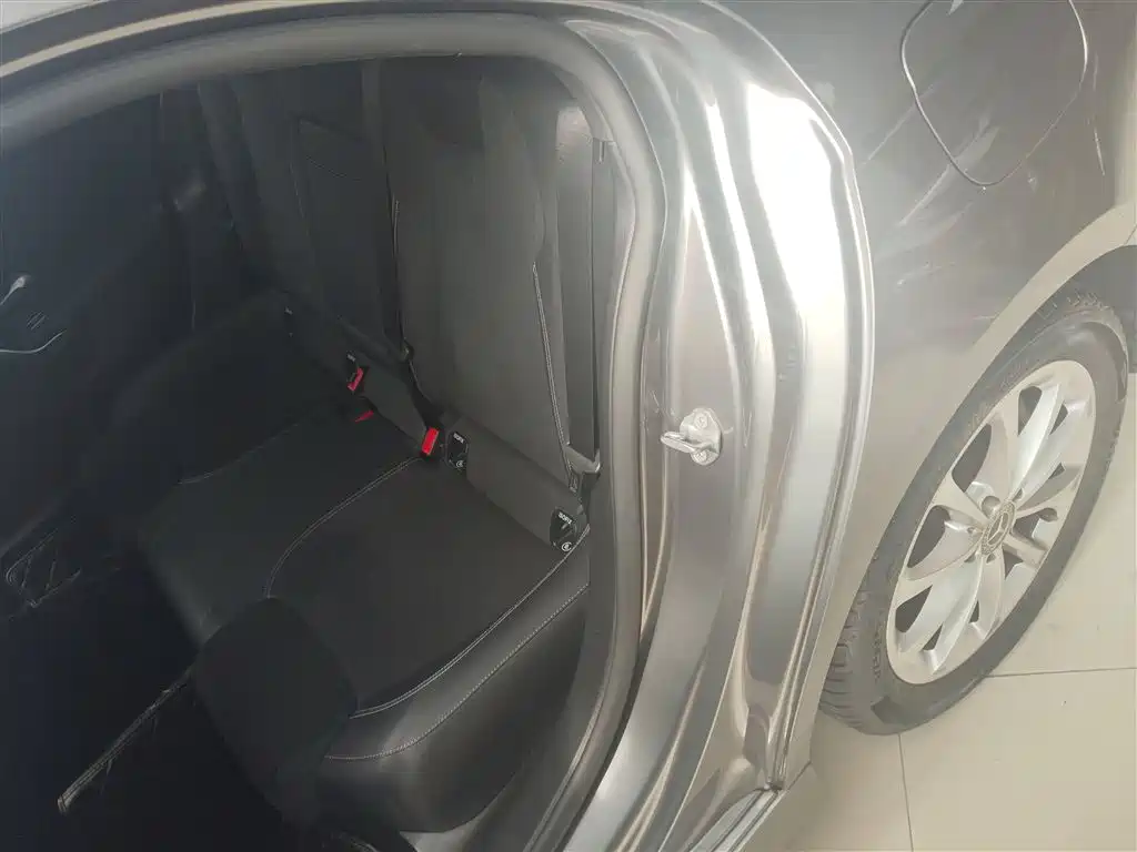 Mercedes-Benz A-Class 2022 — фото 17