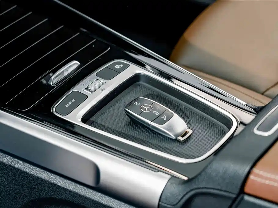 Mercedes-Benz GLB 2024 — фото 14
