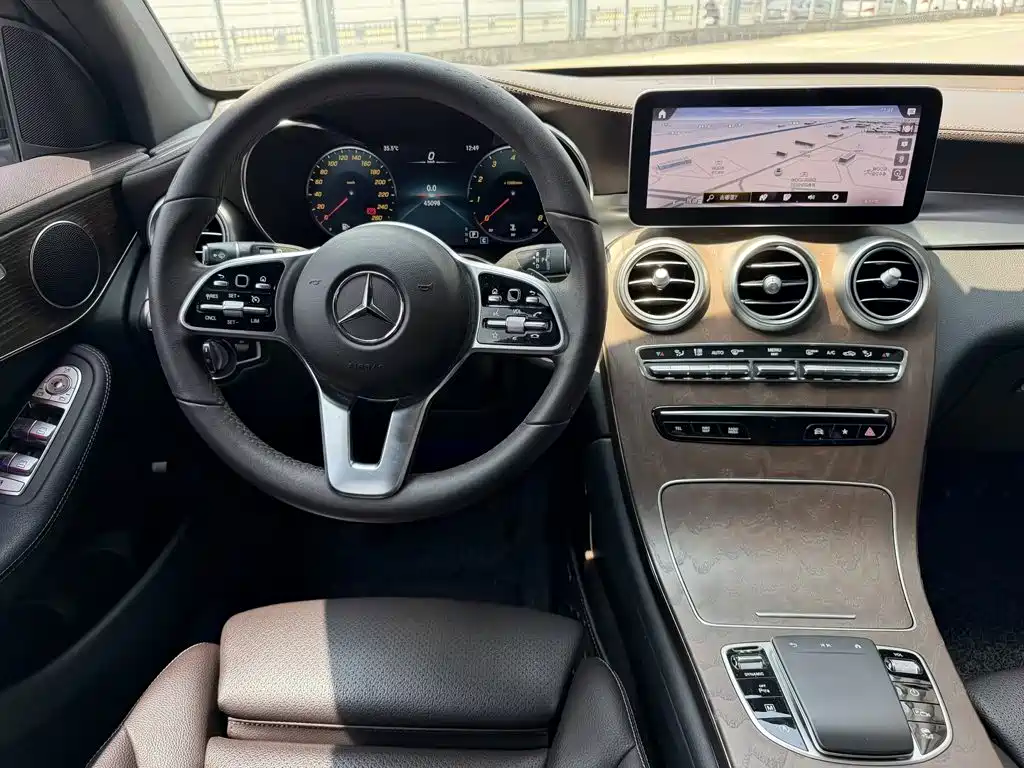 Mercedes-Benz GLC 2022