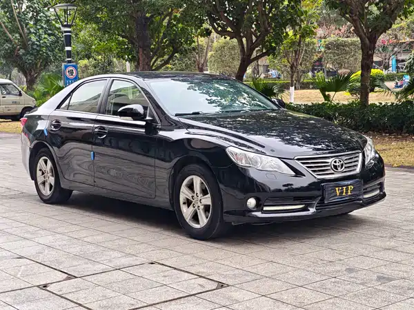 Toyota Reiz 2013