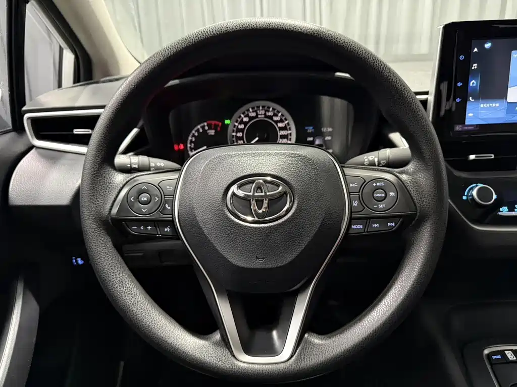 Toyota Corolla 2022 — фото 16