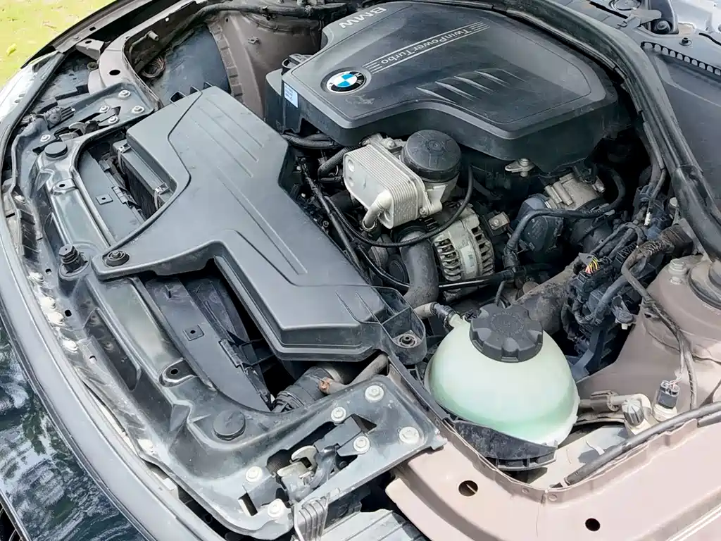 BMW 3 Series 2014 — фото 13