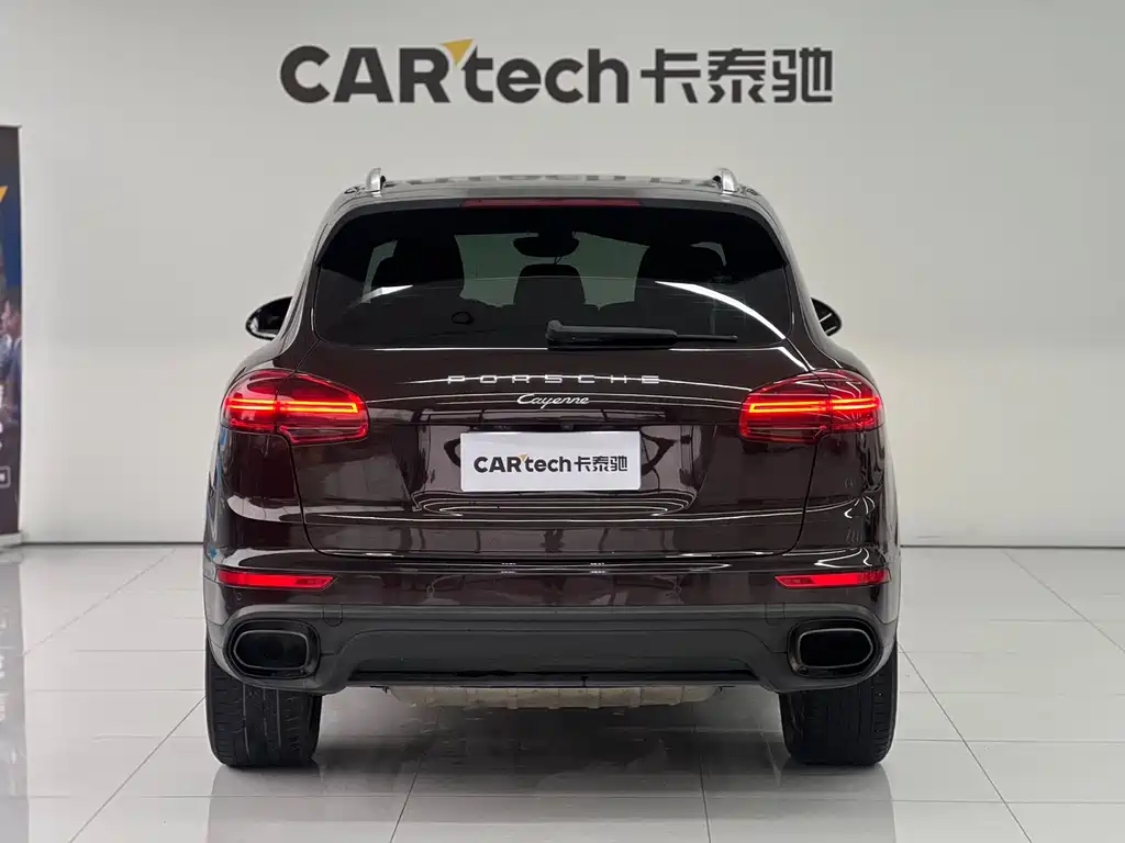 Porsche Cayenne 2015 — фото 9