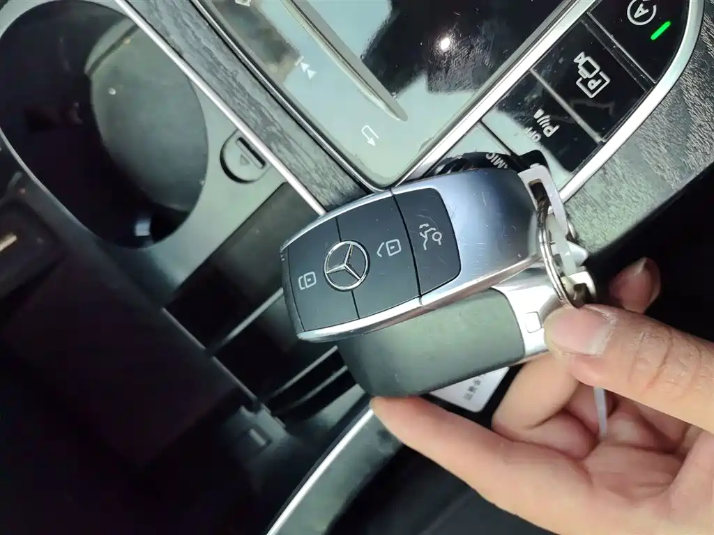 Mercedes-Benz C-Class 2019 — фото 12