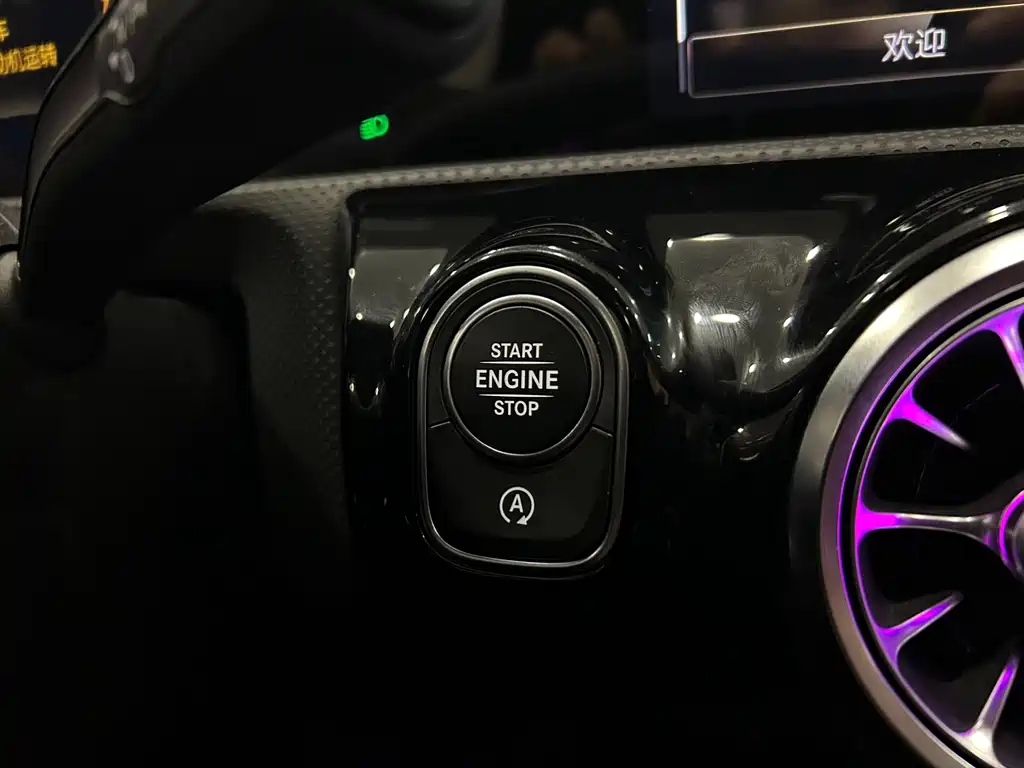 Mercedes-Benz CLA 2020 — фото 21