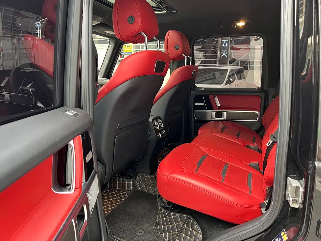Mercedes-Benz G-Class AMG 2023 — фото 13