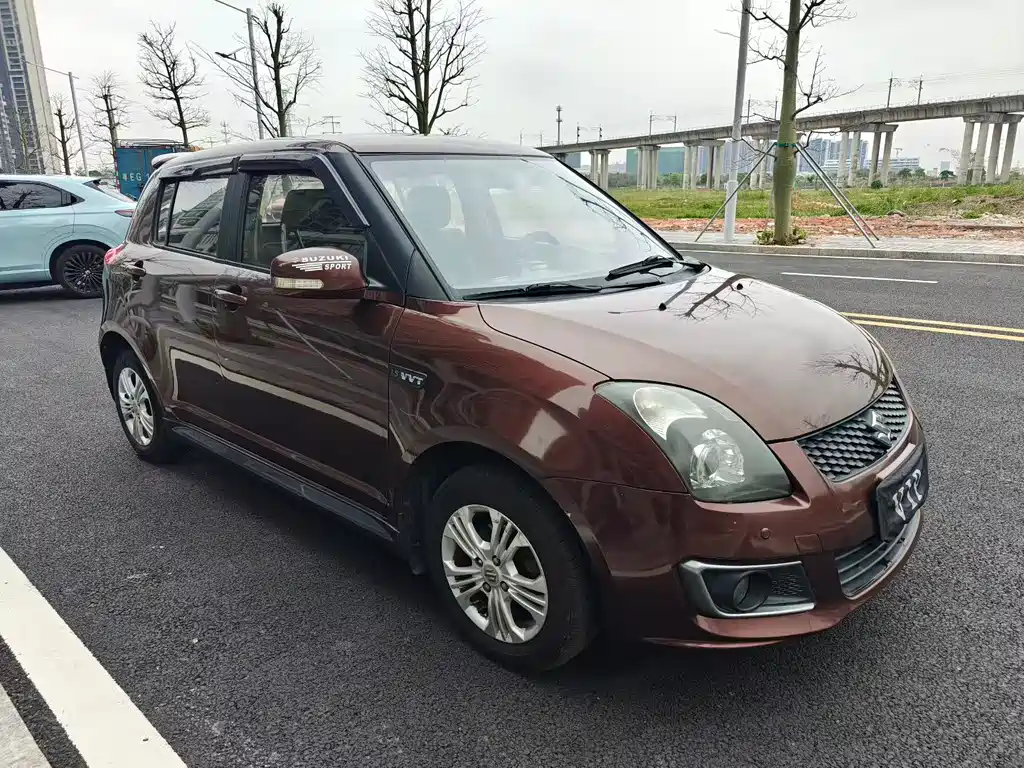 Suzuki Swift 2015 — фото 3