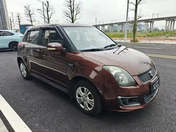 Suzuki Swift 2013