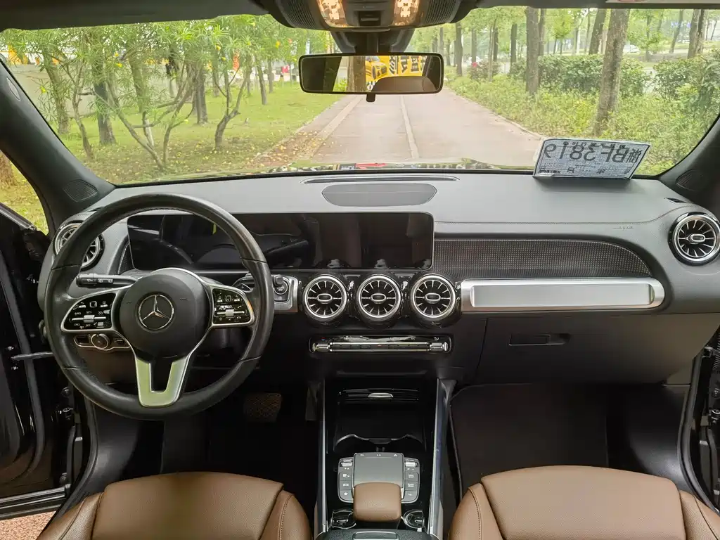 Mercedes-Benz GLB 2020 — фото 14