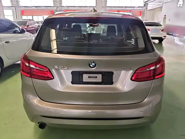 BMW 2 Series Station Wagon 2016