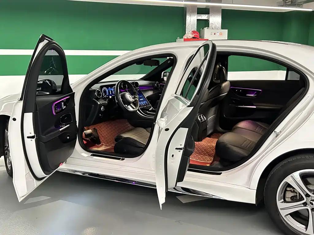 Mercedes-Benz C-Class 2022 — фото 15