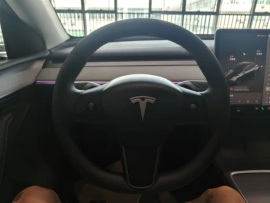 Tesla Model Y 2023 — фото 11