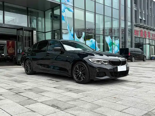 BMW 3 Series 2021