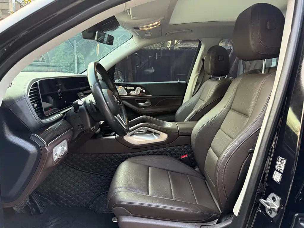 Mercedes-Benz GLS 2021