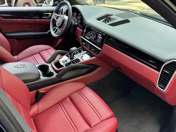 Porsche Cayenne 2020