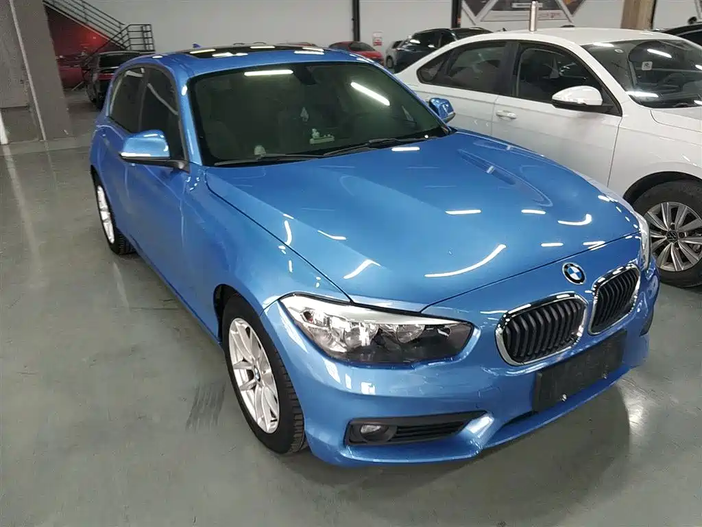 BMW 1 Series 2018 — фото 20