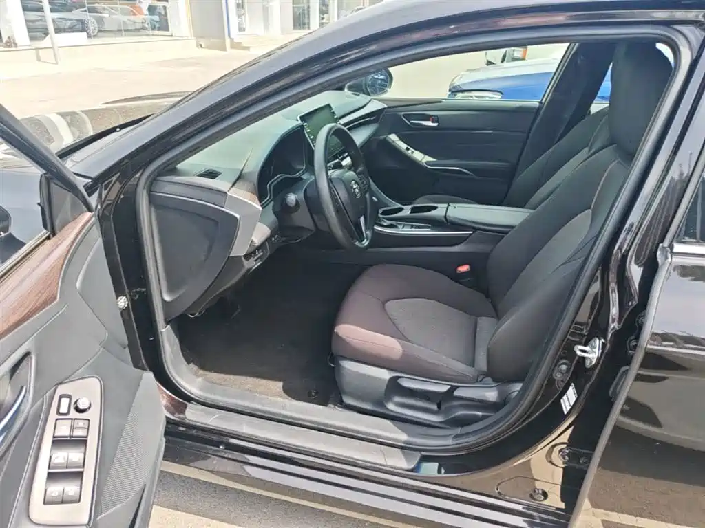 Toyota Avalon 2020 — фото 16