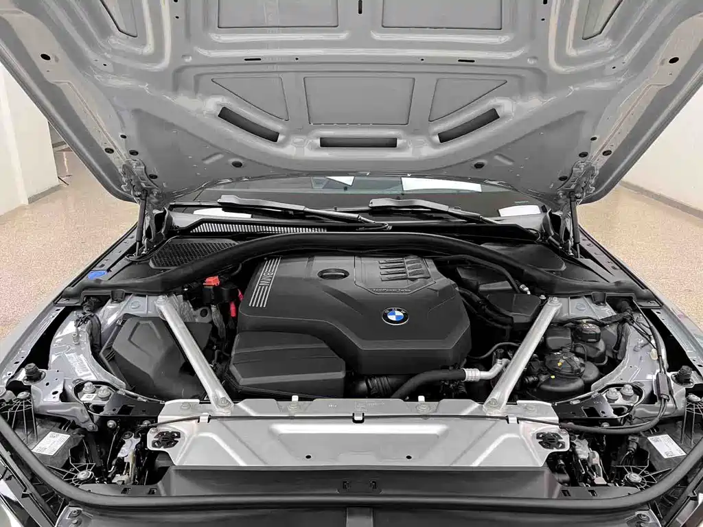 BMW 4 Series 2025 — фото 28