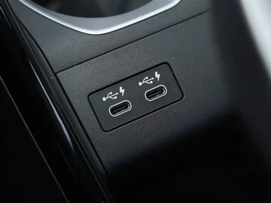 BMW X2 2025 — фото 10