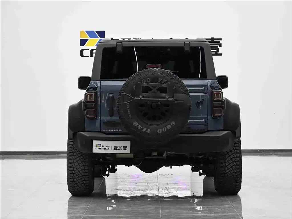 Ford Bronco 2025 — фото 18