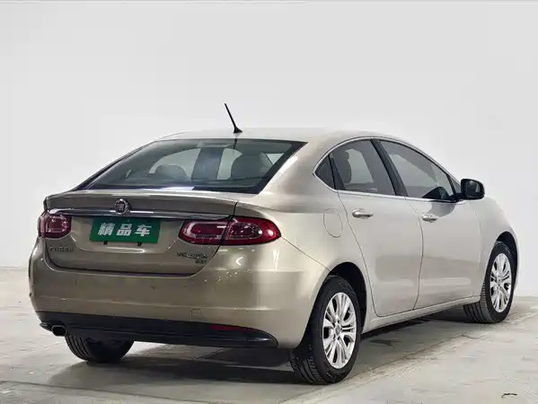 Fiat Viaggio 2015