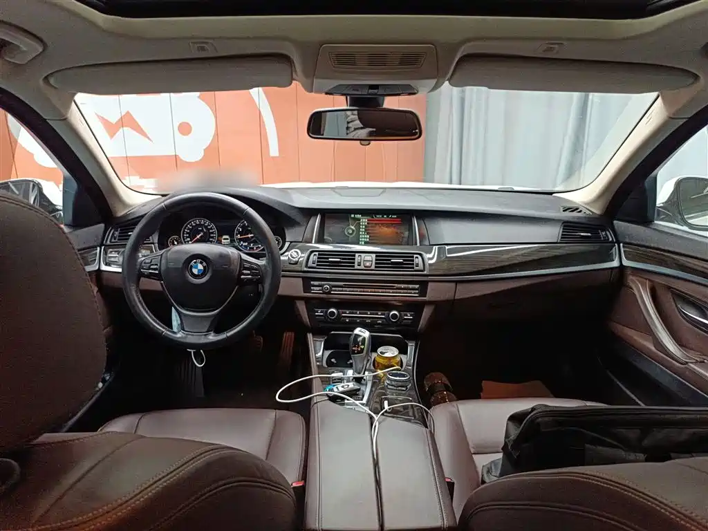 BMW 5 Series 2014 — фото 12