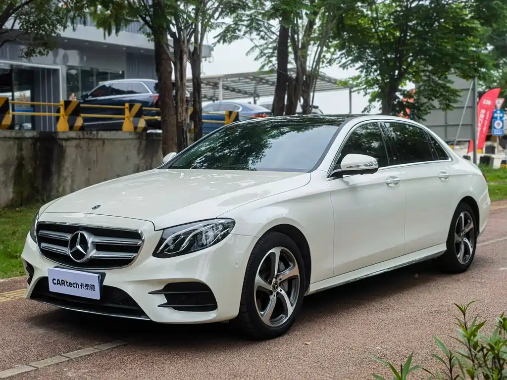 Mercedes-Benz E-Class 2019 — фото 1