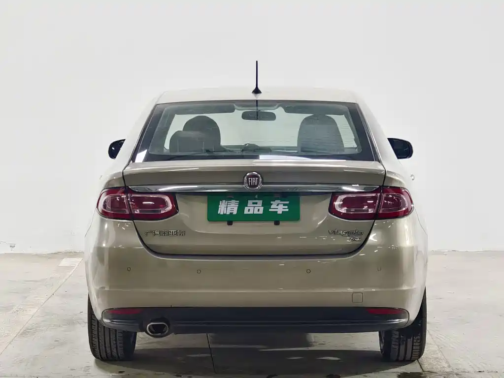 Fiat Viaggio 2015 — фото 5
