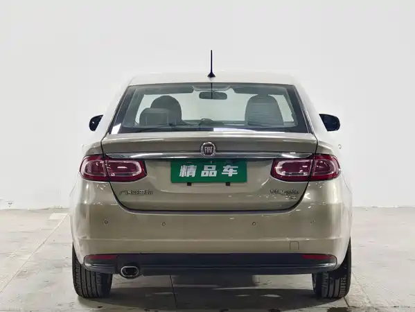Fiat Viaggio 2015