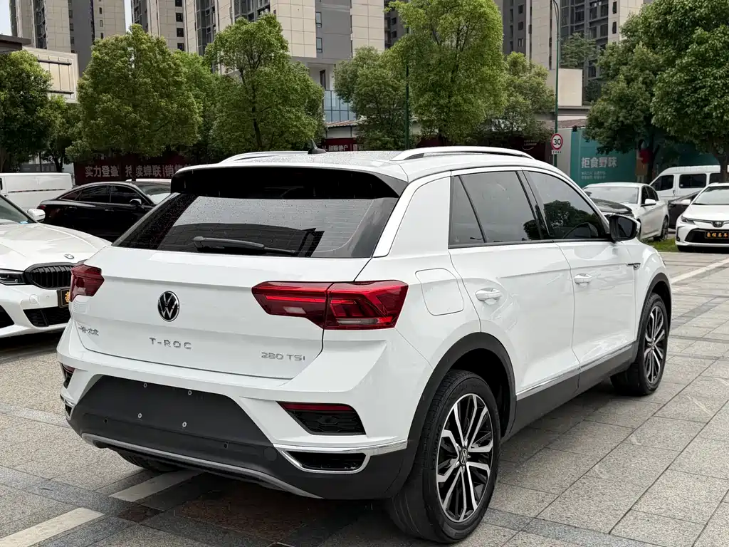 Volkswagen T-Roc 2022 — фото 11