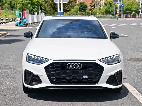 Audi A4L 2023
