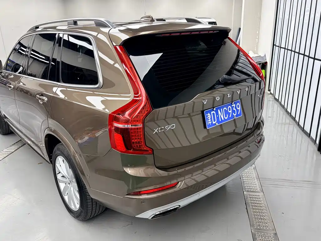 Volvo XC90 2016 — фото 5