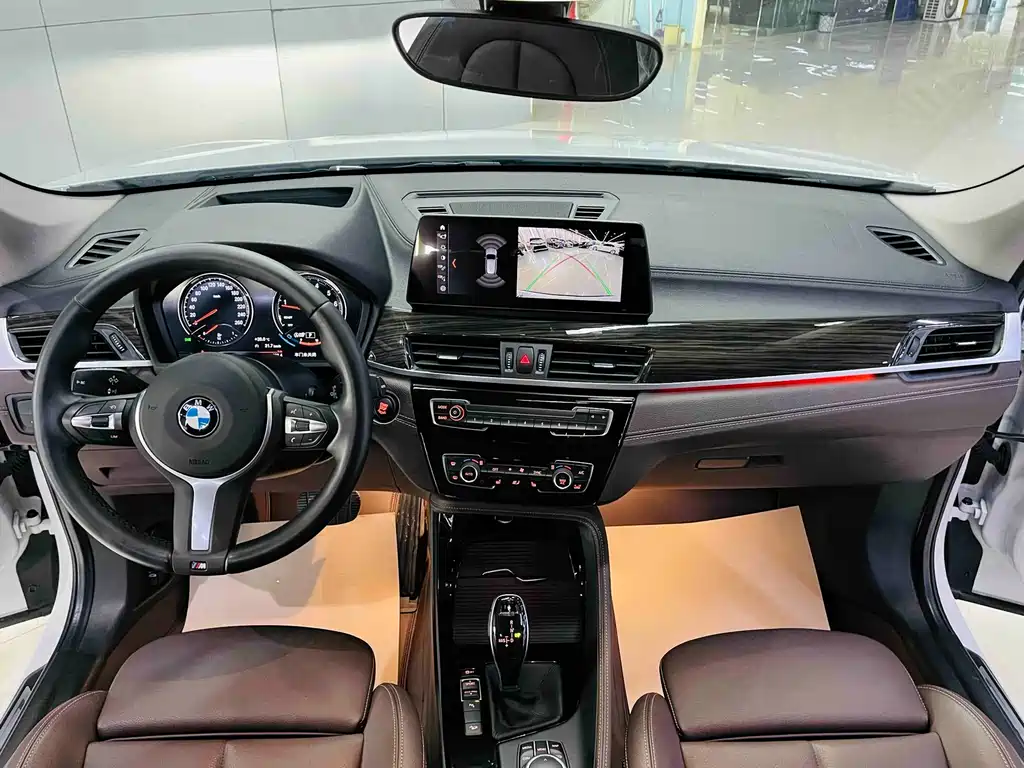 BMW X1 2021 — фото 9