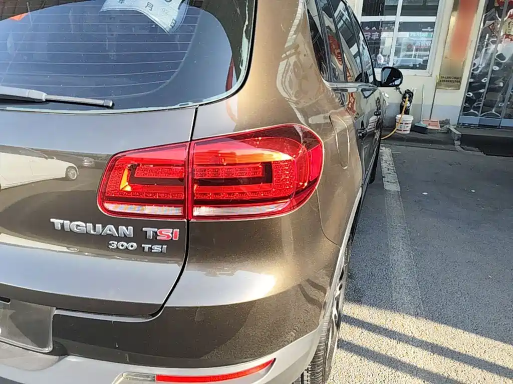 Volkswagen Tiguan 2016 — фото 8