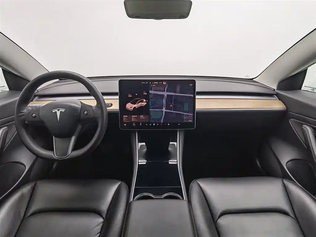 Tesla Model 3 2020 — фото 5