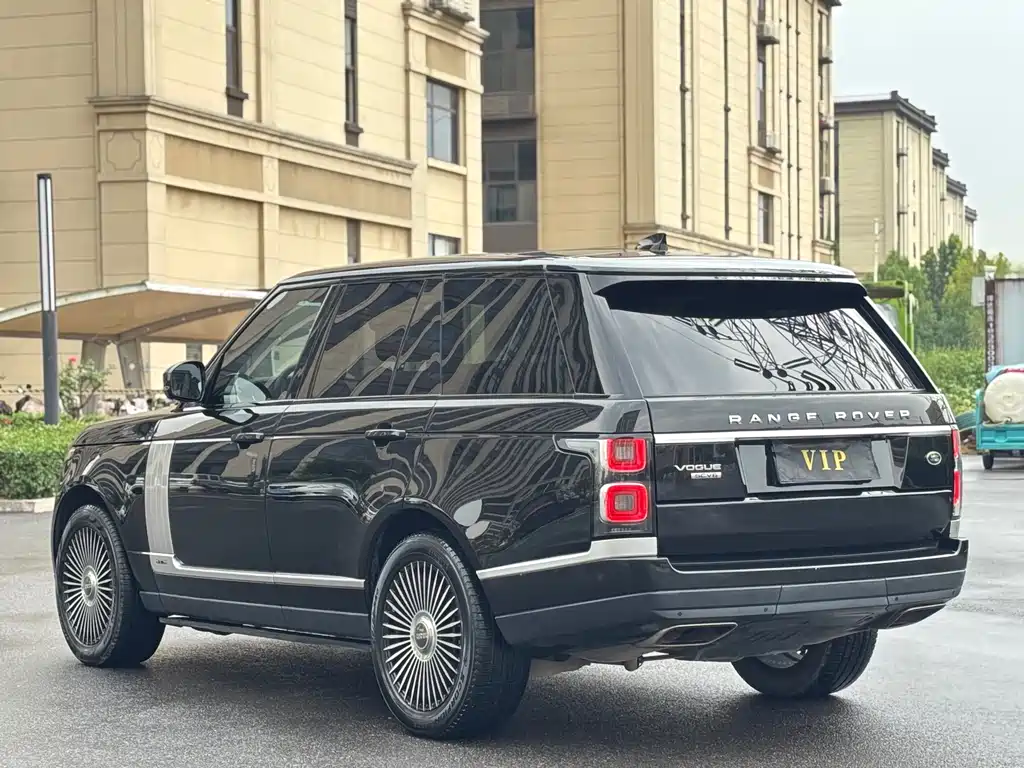 Land Rover Range Rover 2019 — фото 9